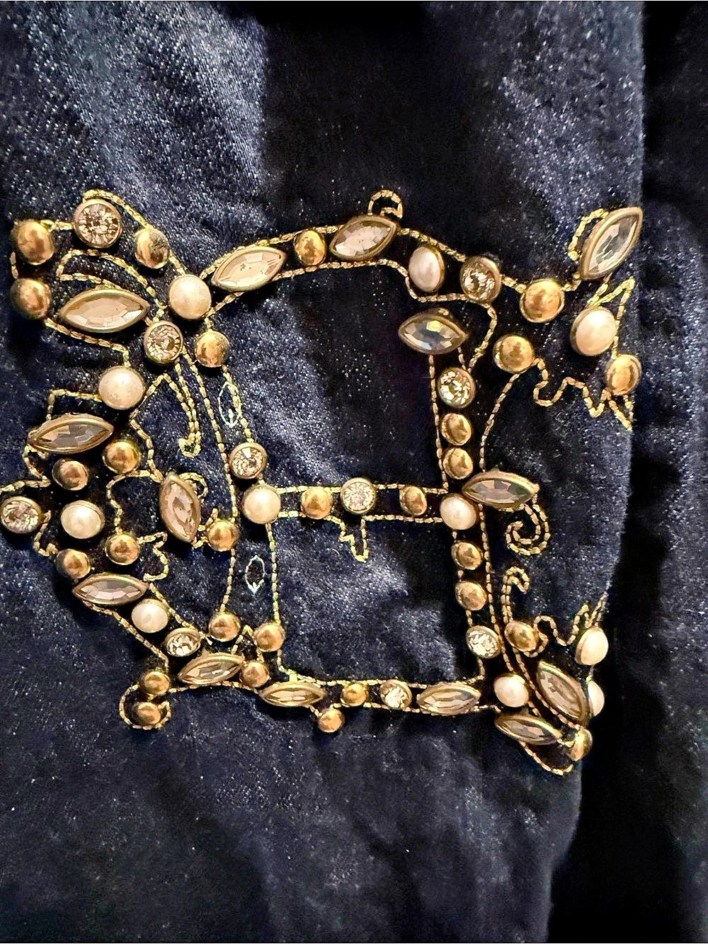 VTG Crown Holder Embellished Jeans Black & Blue Waist 36 - Picture 7 of 13